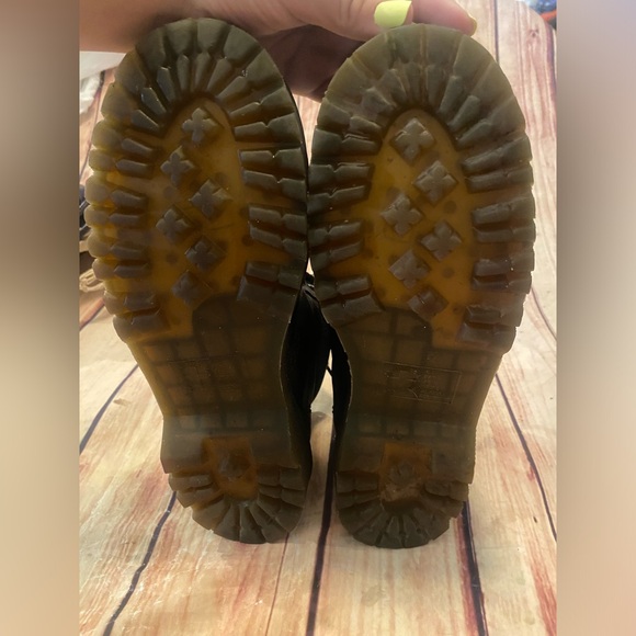 Dr. Doc MARTENS 10937 Y2K 90s Vintage Chunky Platform Boots